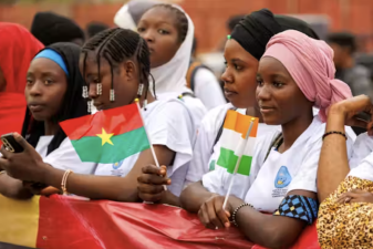 An image of Malians rally in support of their country’s exit from Ecowas.